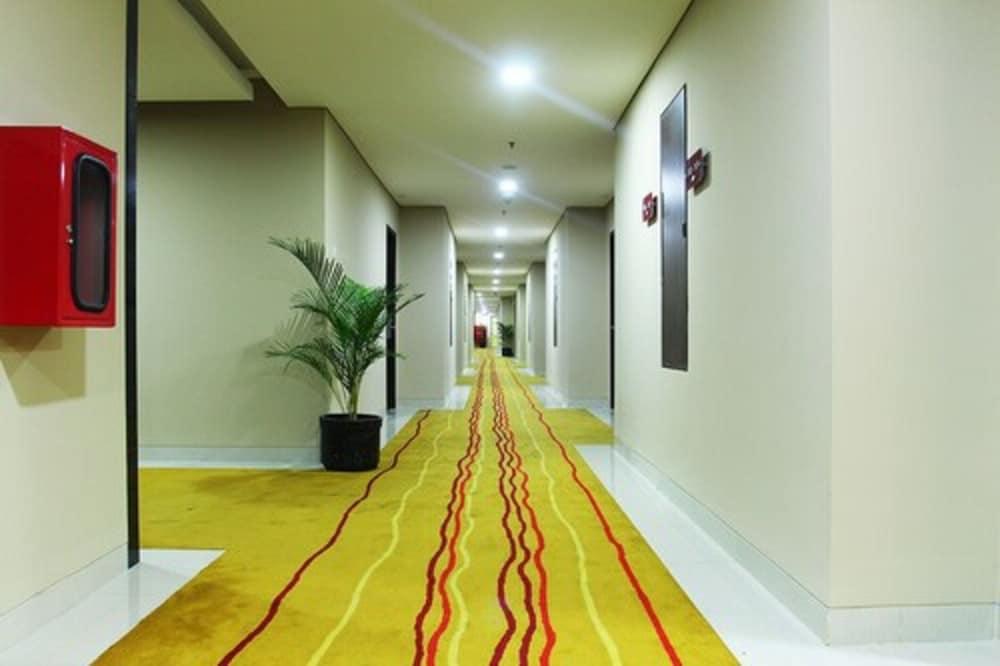 Merapi Merbabu Hotels Bekasi Eksteriør billede