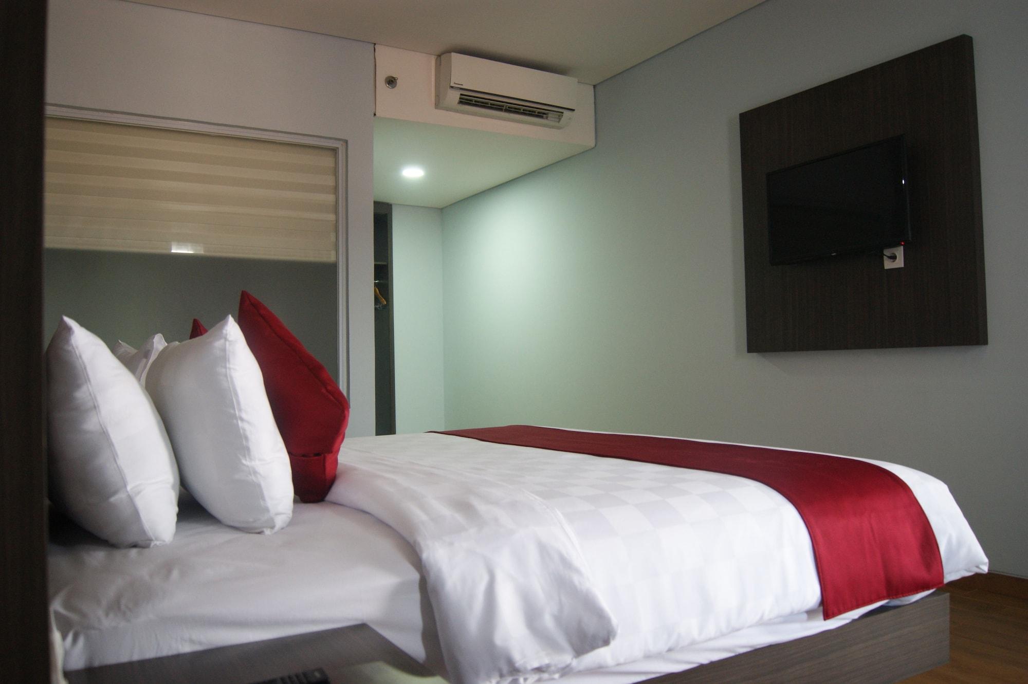 Merapi Merbabu Hotels Bekasi Eksteriør billede