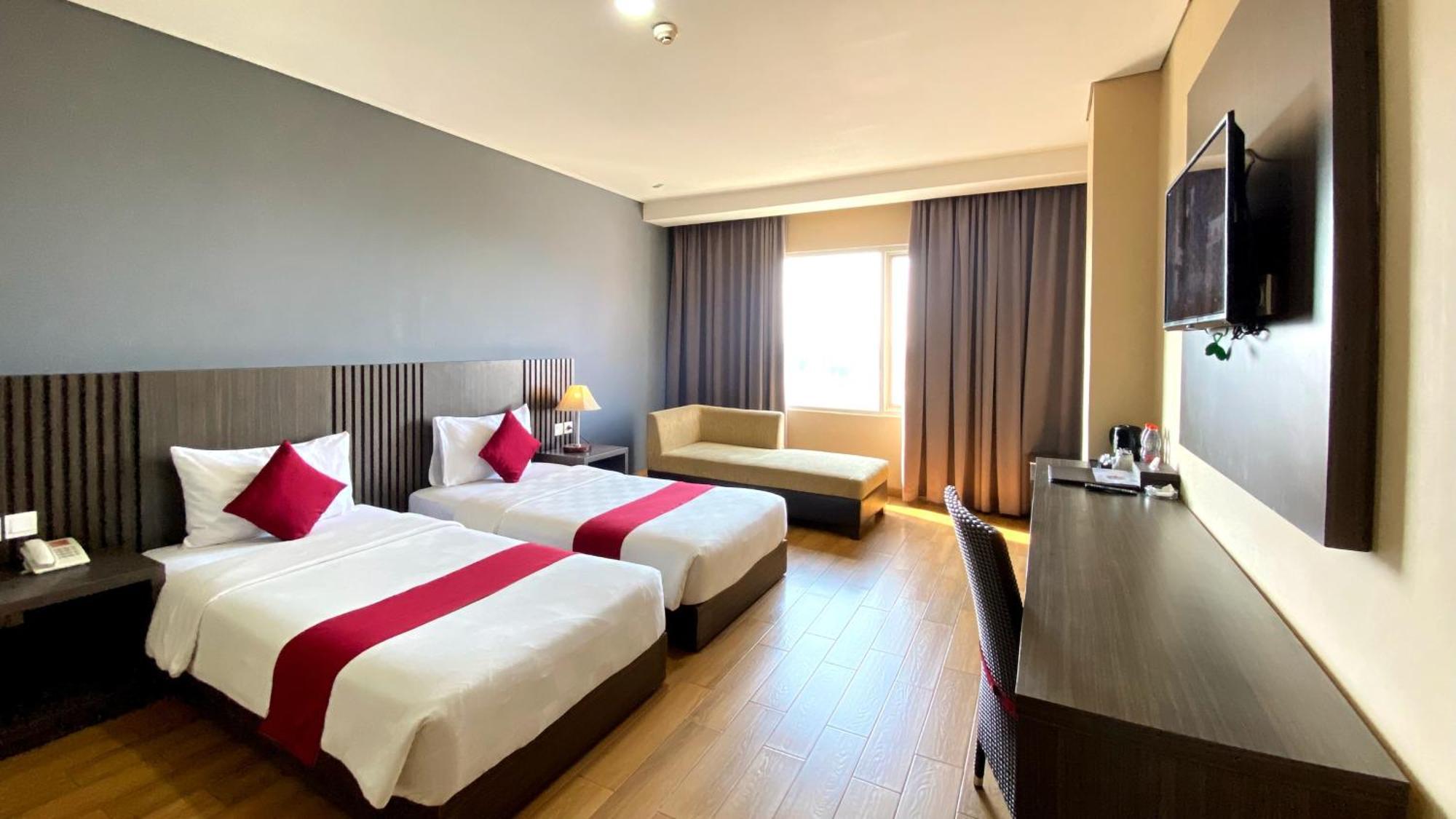 Merapi Merbabu Hotels Bekasi Eksteriør billede